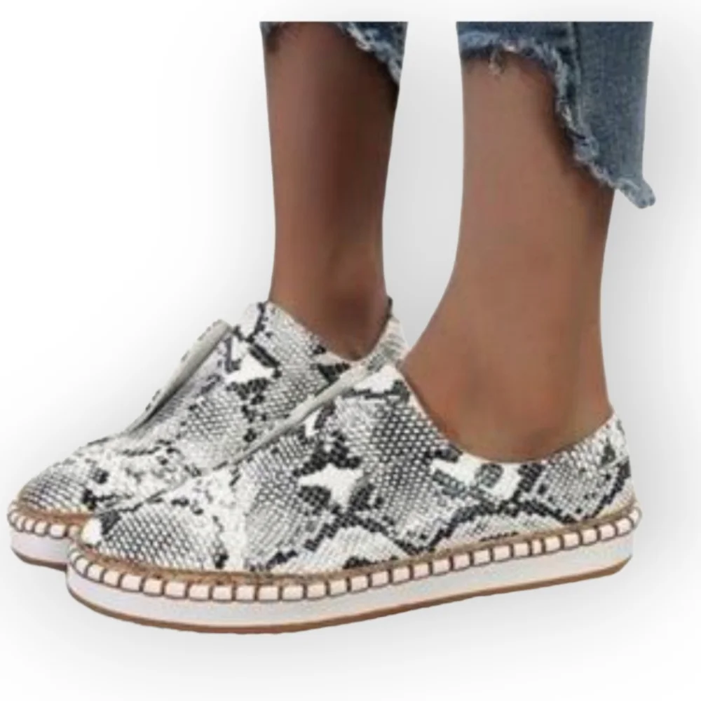 Sesto Meucci Luxurious Snakeskin Leather Zip Front Espadrille Loafers 6 …